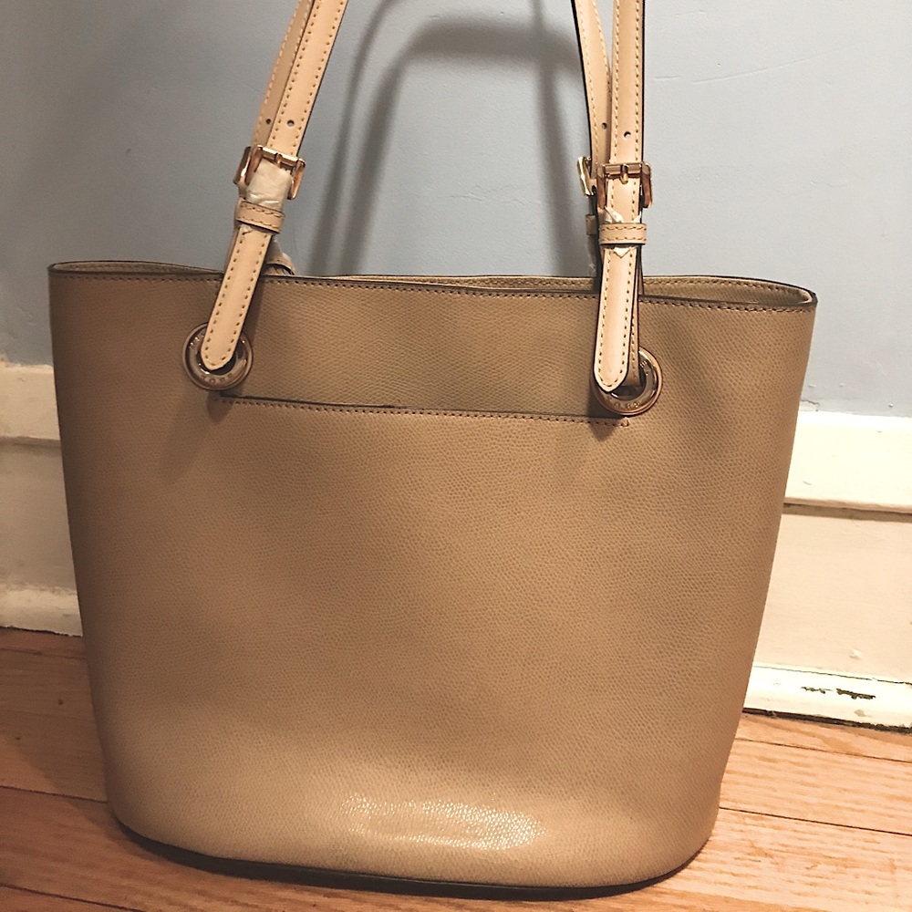 New, Michael Kora Jet Set leather tote in camel